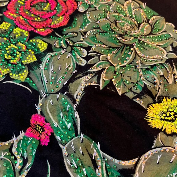 NWT’s Ay Guey floral succulent skull T shirt - Picture 7 of 11